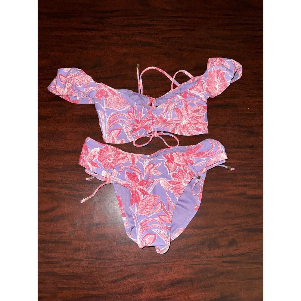 Time and Tru Floral Off The Shoulder Top and Ruched Bottom Size Small